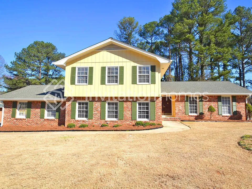 688 Sugar Creek Trl SE