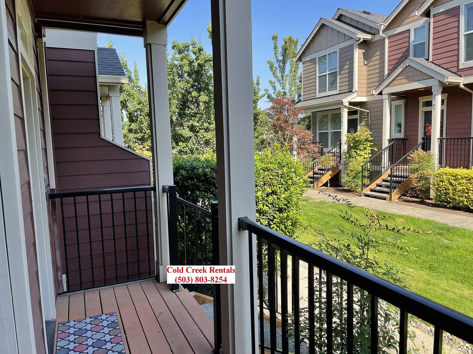 3 bed, 2.5 bath, 1427 sqft, $2,325 — Photo 2