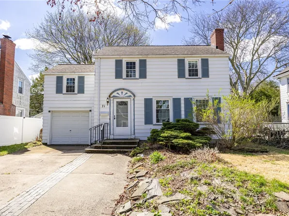 71 Weston Rd, Rochester, NY 14612