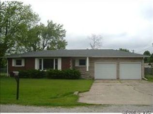 5204 Maryville Rd, Granite City, IL 62040