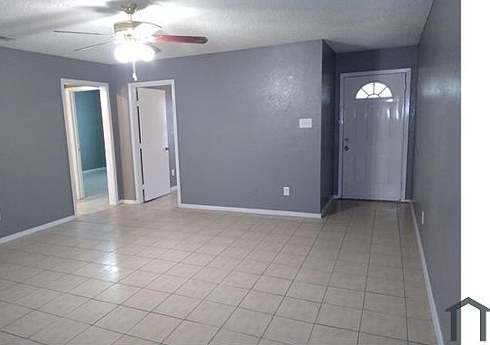 3rd image of 2623 Cottonwood Ln #2625