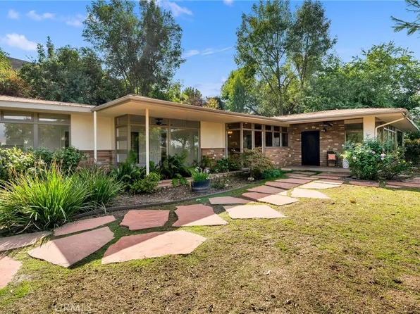 21140 E Covina Hills Rd, Covina, CA 91724