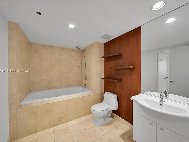 1800 S Ocean Dr #1809 — Photo 11