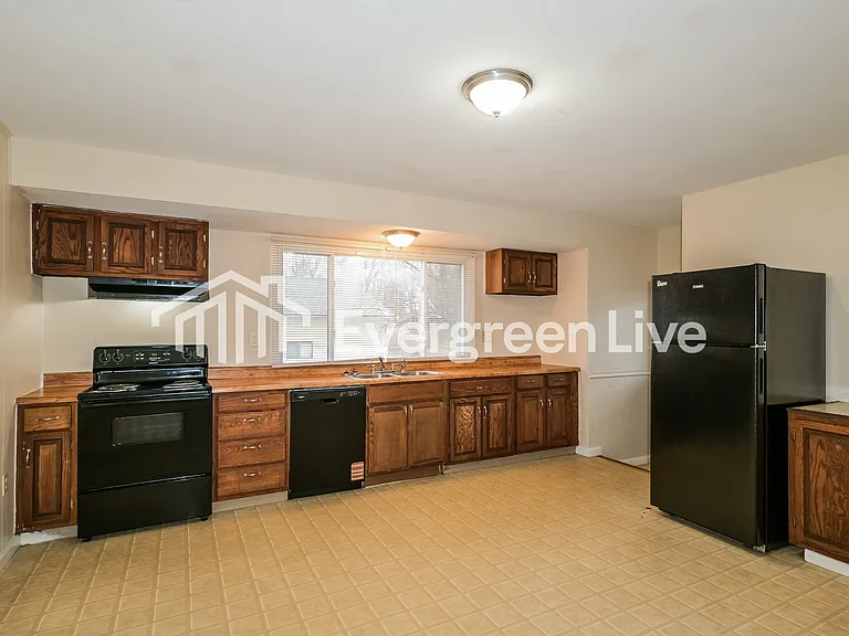 1436 Oliveto Ln — Photo 6