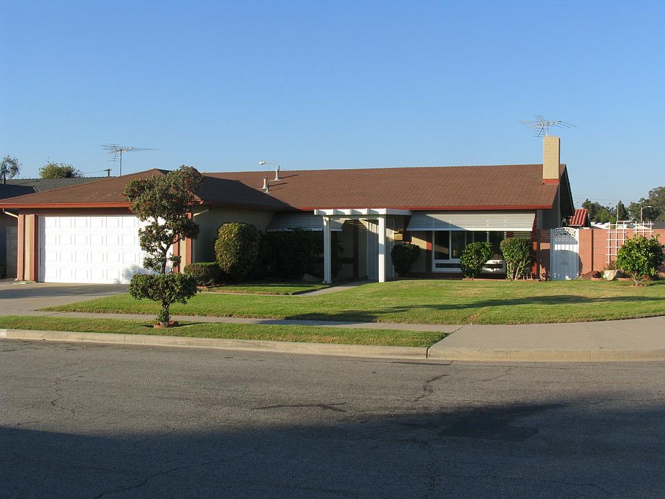 1st image of 13151 Cynthia Dr