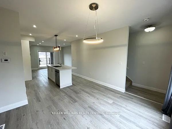 454 Veterans Dr — Photo 12