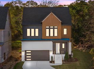 1005 Phoenix Pl, Raleigh, NC 27610