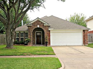 4305 Plover Dr, Seabrook, TX 77586