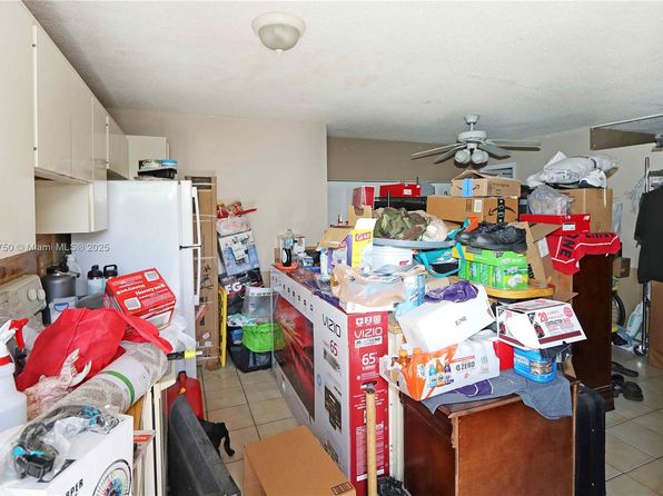 miami-florida-43841149 picture