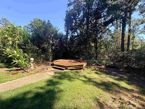 5th image of 1205 Lake Cross Rd