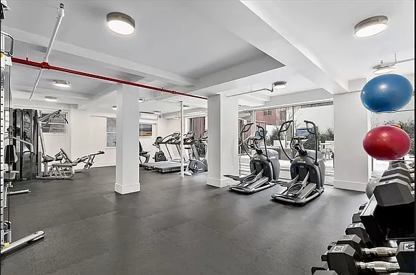 Rented by A&E Real Estate Management | media 17