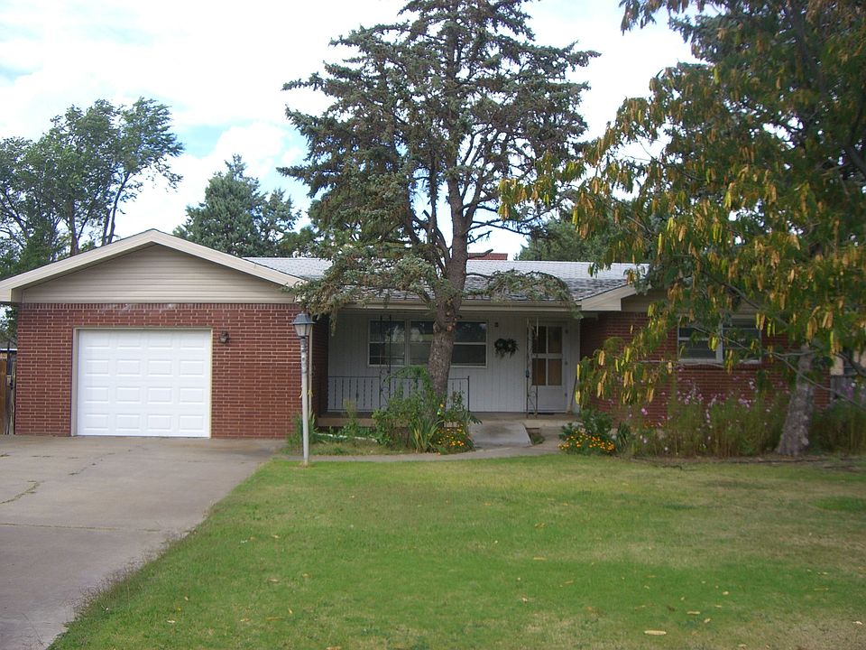 2nd image of 4242 Arden Rd