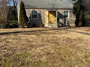 1518 Fort Hill Dr, Richmond, VA 23226