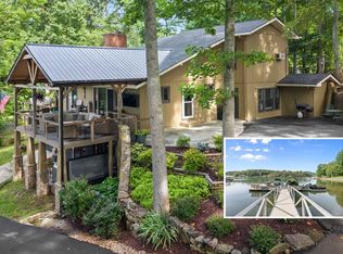3755 Woods Creek Dr, Young Harris, GA 30582