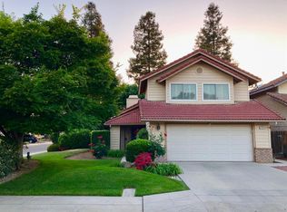 7727 N 8th St, Fresno, CA