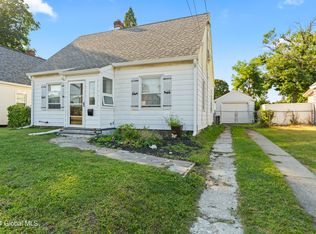 18 Sanford St, Schenectady, NY 12304