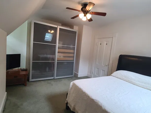 618 Centre St, Newton, MA 02458