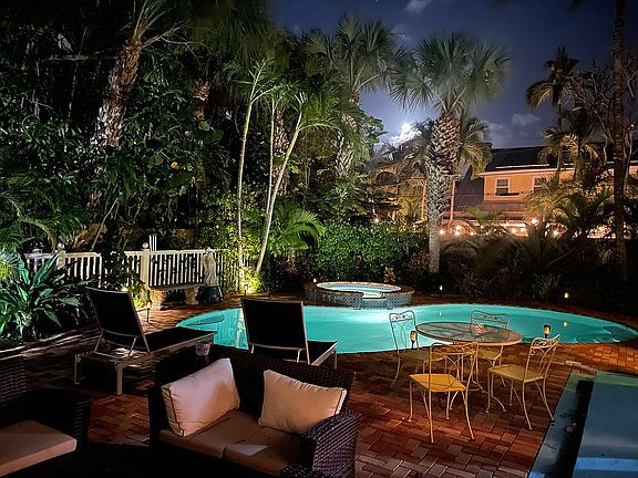 4th image of 1810 N Ocean Breeze