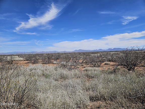 4th image of XXXX NW Point Road #83