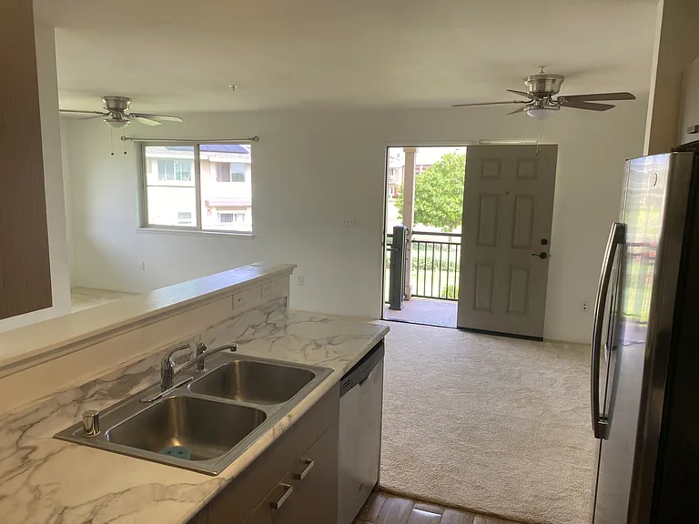 50 Kihalani St #1408 — Photo 9