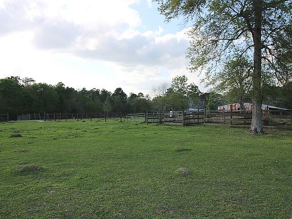 5th image of 405 County Road 3055