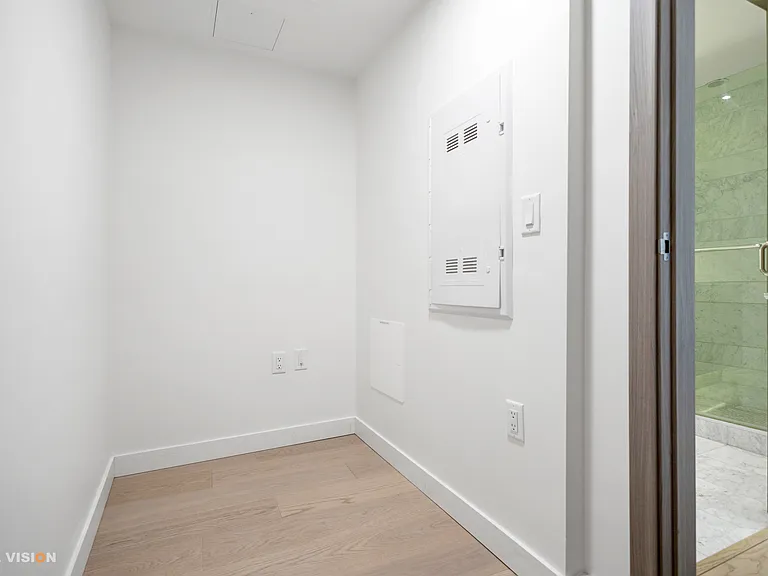 89 Nelson St #2915 — Photo 11