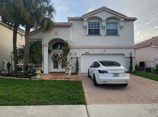 6683 Ashburn Rd, Lake Worth, FL 33467
