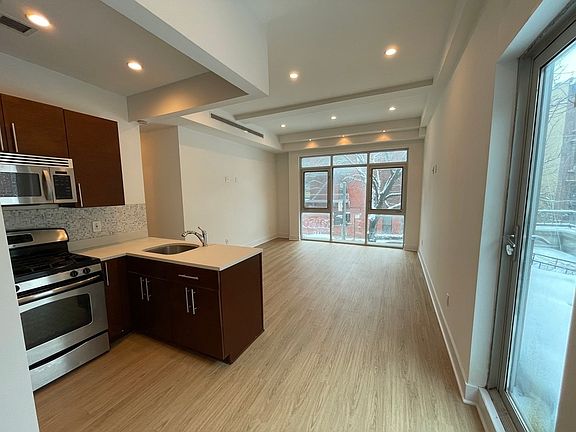2nd image of 397 Greene Ave APT 2B