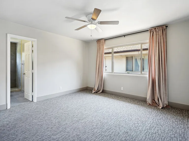 1539 W Stanford St #B — Photo 8