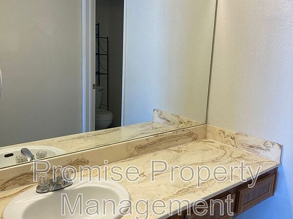 4th image of 274 Riverview Way