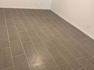 311 4th Ter #311B, Smithville, MO 64089