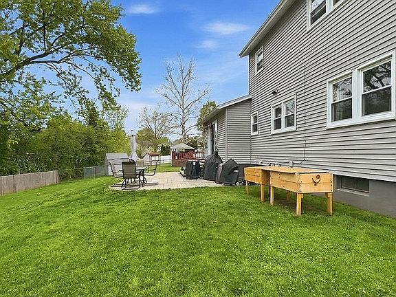5th image of 24 Ardencrest Rd