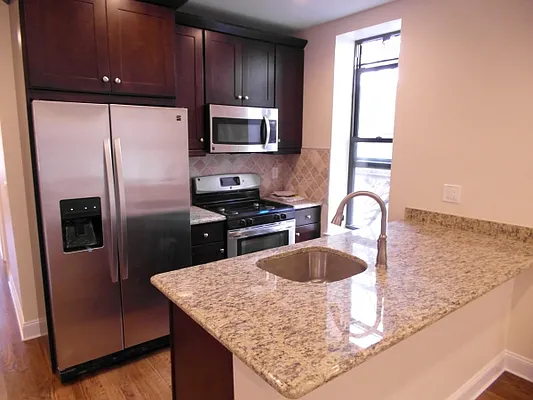 Rented by Citi Habitats | media 40