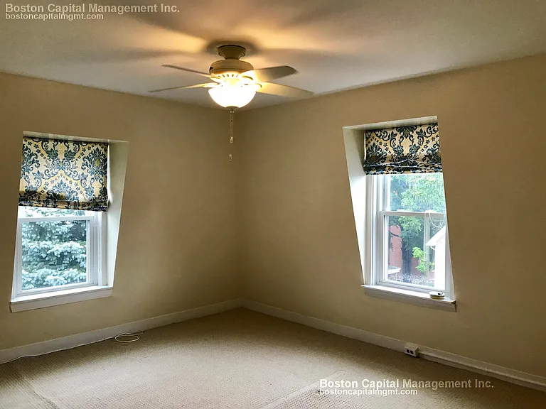 676 Main St #2 — Photo 7