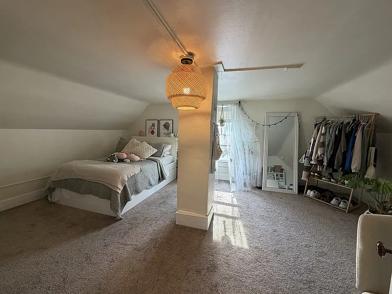 251 Locust St — Photo 12