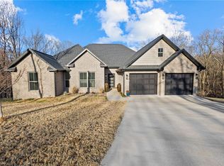 3 Inez Cir, Bella Vista, AR 72715