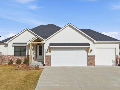1121 SW Brookside Ct, Blue Springs, MO, 64064