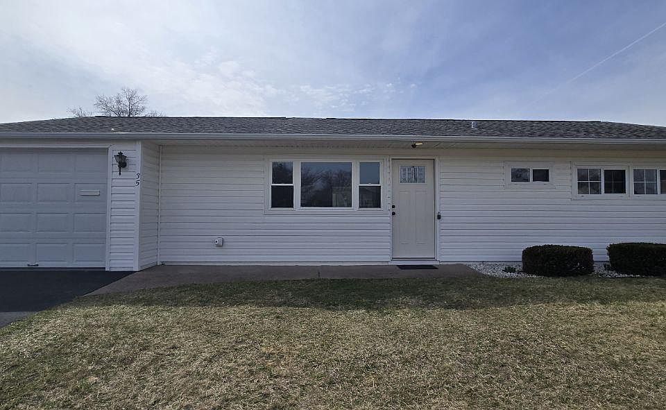 1st image of 35 Beechtree Rd