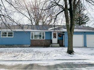 221 Ash Ave, Bird Island, MN 55310