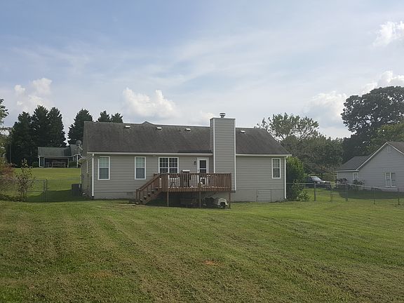 3rd image of 1208 Cabots Dr