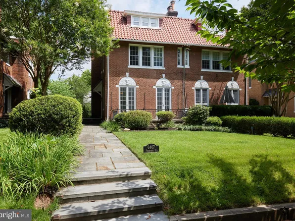 3407 Fessenden St NW, Washington, DC 20008