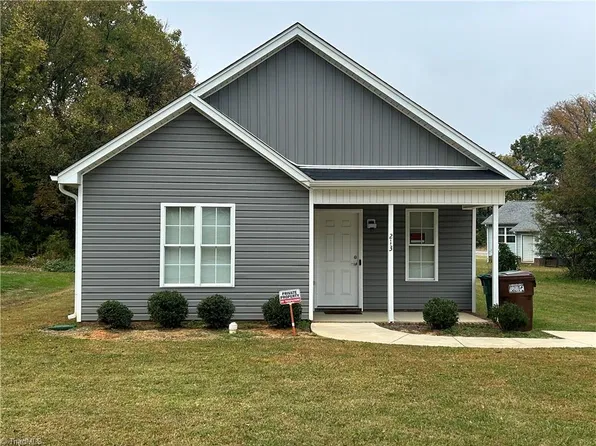 213 Morgan Pl, High Point, NC 27260