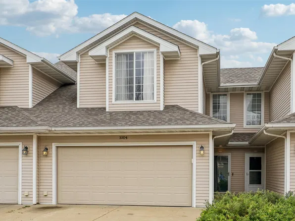 900 67th St Unit 1004, West Des Moines, IA 50266