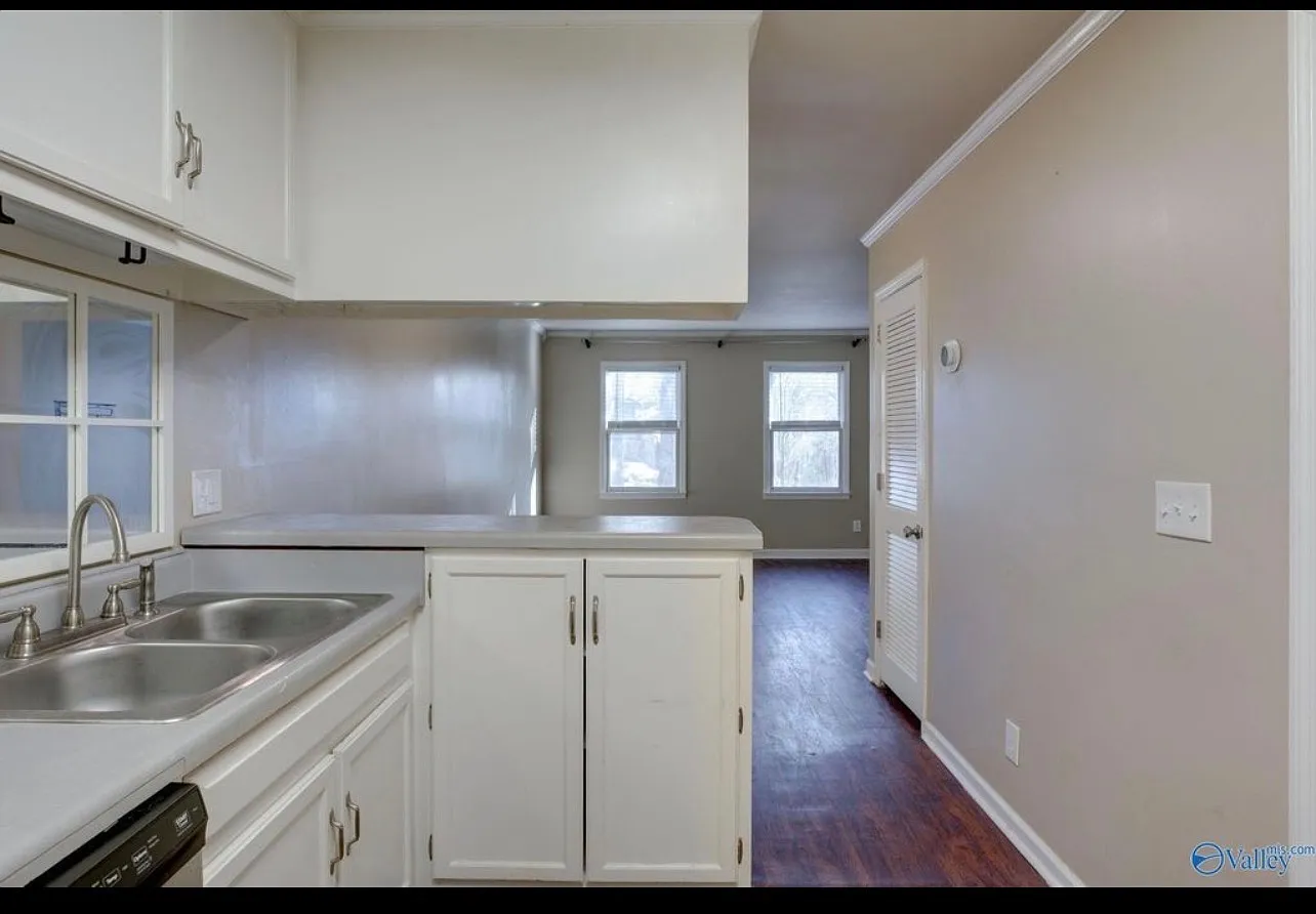 1 bed, 752 sqft, $960 — Photo 4