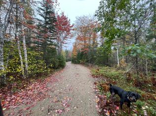 24 Georgetown Woods Rd, Columbia Falls, ME 04623