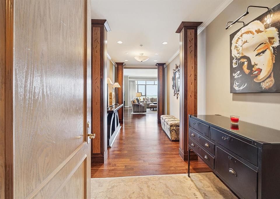 1st image of 1000 Uptown Park Blvd APT 193