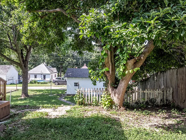 2905 Olive St — Photo 27