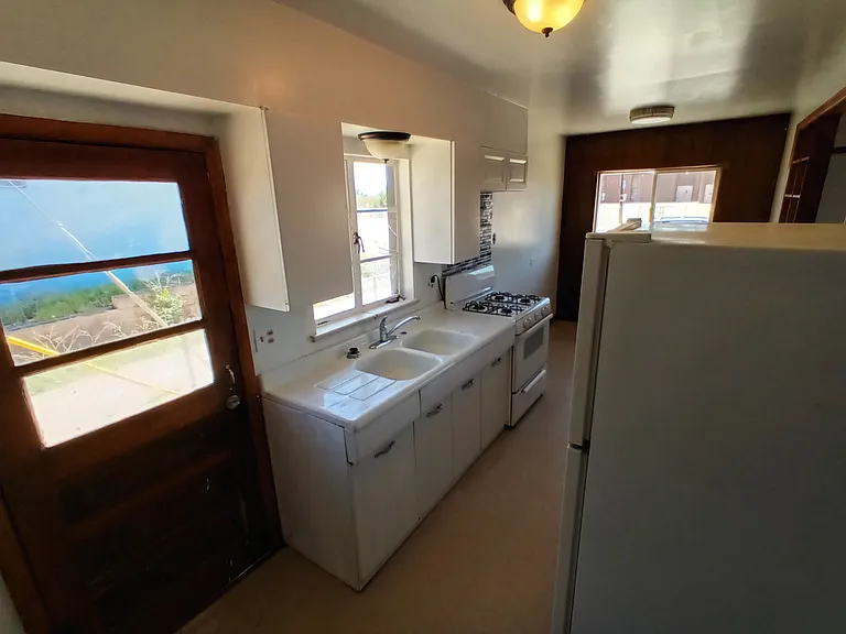910 N Glendale Ave #912 & 910 — Photo 3