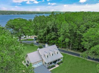 60 Arrowhead Rd, Saratoga Springs, NY 12866