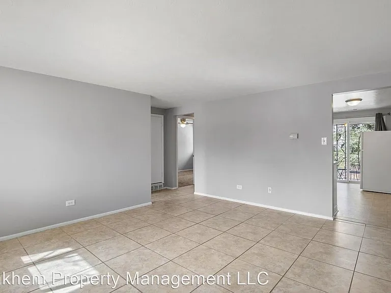 6275 W 11th Ave — Photo 2